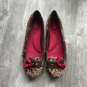 Cheetah print Sperry loafers